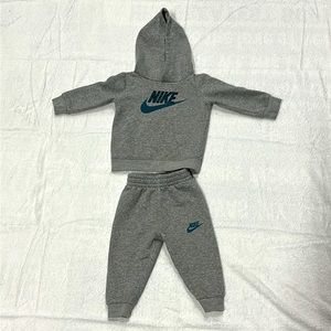 🔅‼️12Months Boys NIKE Hoodie & Matching Sweatpants